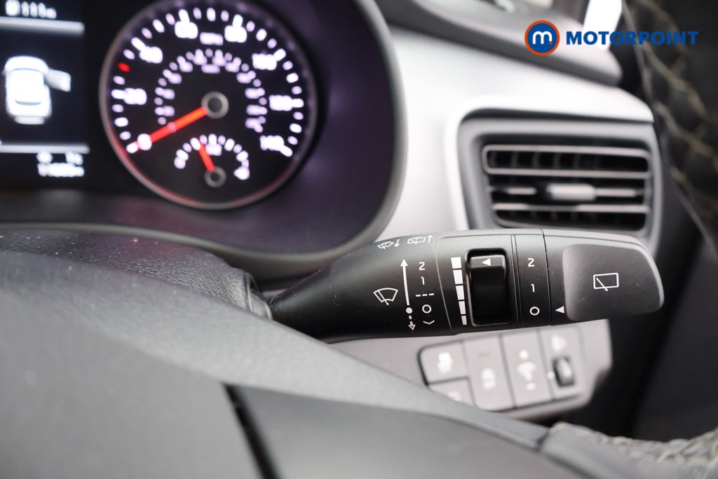 Used Kia Stonic 2023 for sale - 77446538: Photo 14