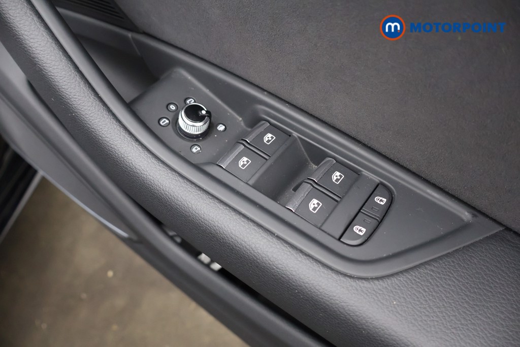 Used Audi A4 for sale - 77245770: Photo 32