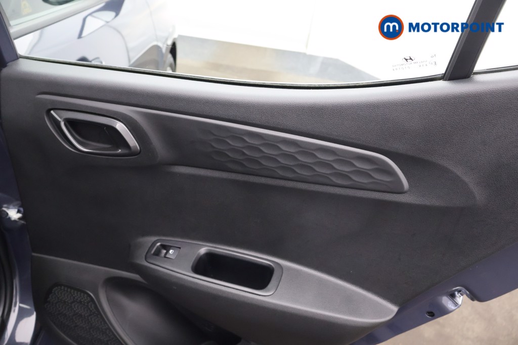 Used Hyundai i10 2023 for sale - 76322606: Photo 26