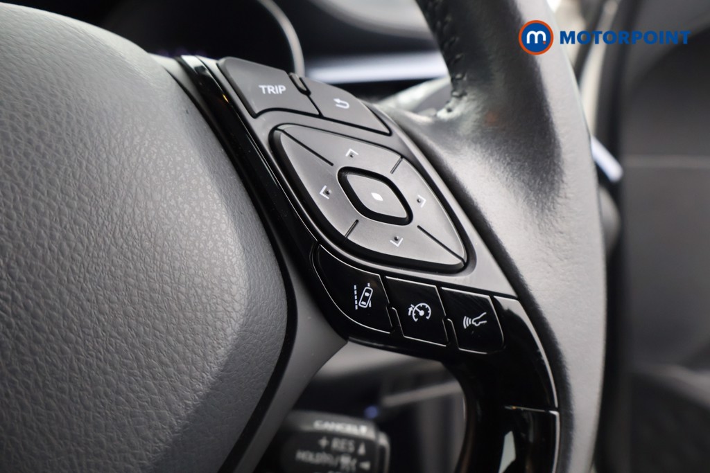 Used Toyota C-HR 2021 for sale - 76972227: Photo 11