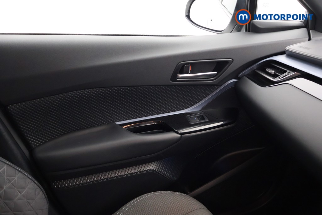 Used Toyota C-HR 2021 for sale - 76972227: Photo 15