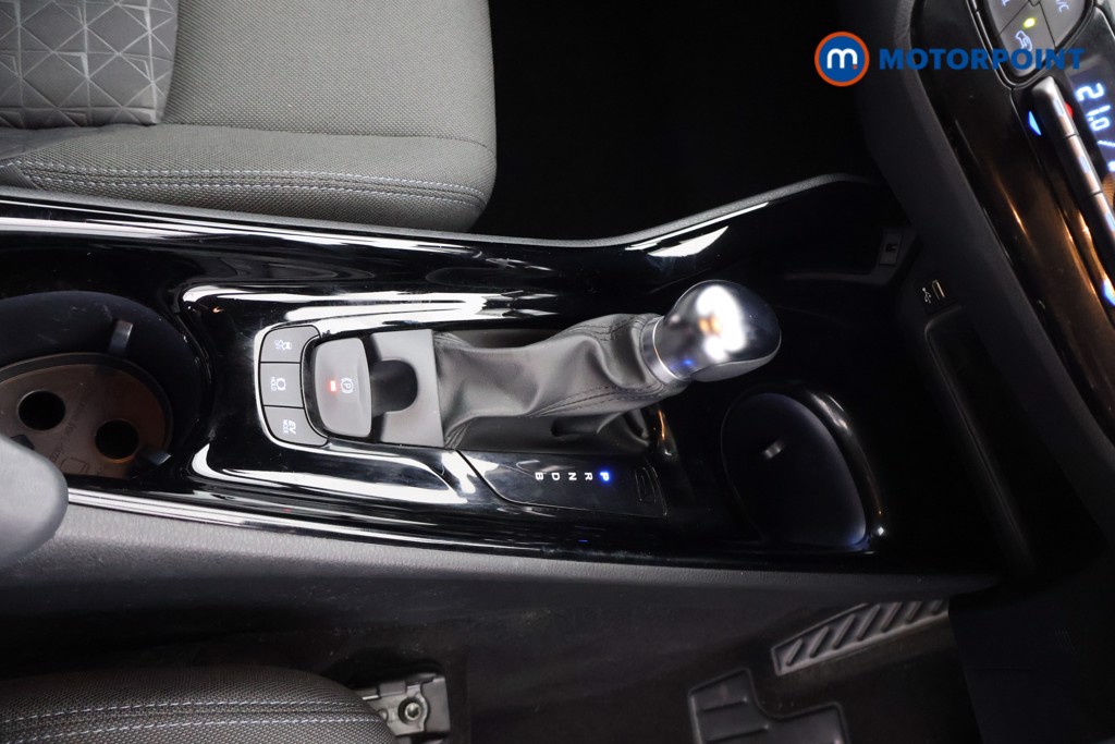 Used Toyota C-HR 2021 for sale - 76972227: Photo 17