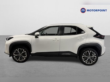 Used Toyota Yaris Cross 2022 for sale - 77505858: Photo