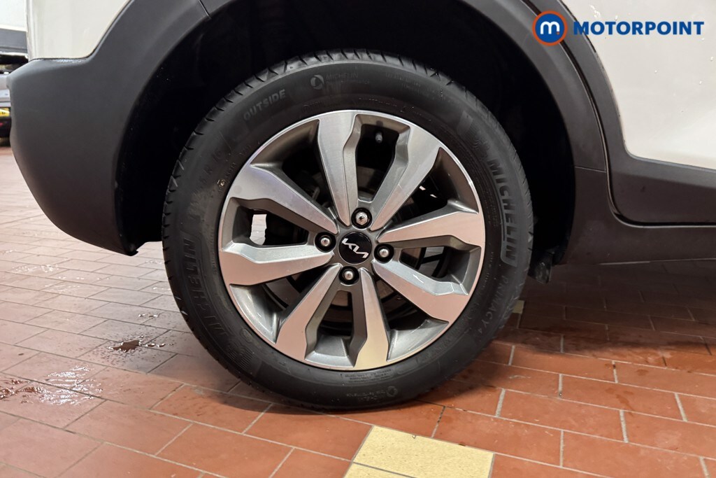 Used Kia Stonic 2022 for sale - 77932132: Photo 11