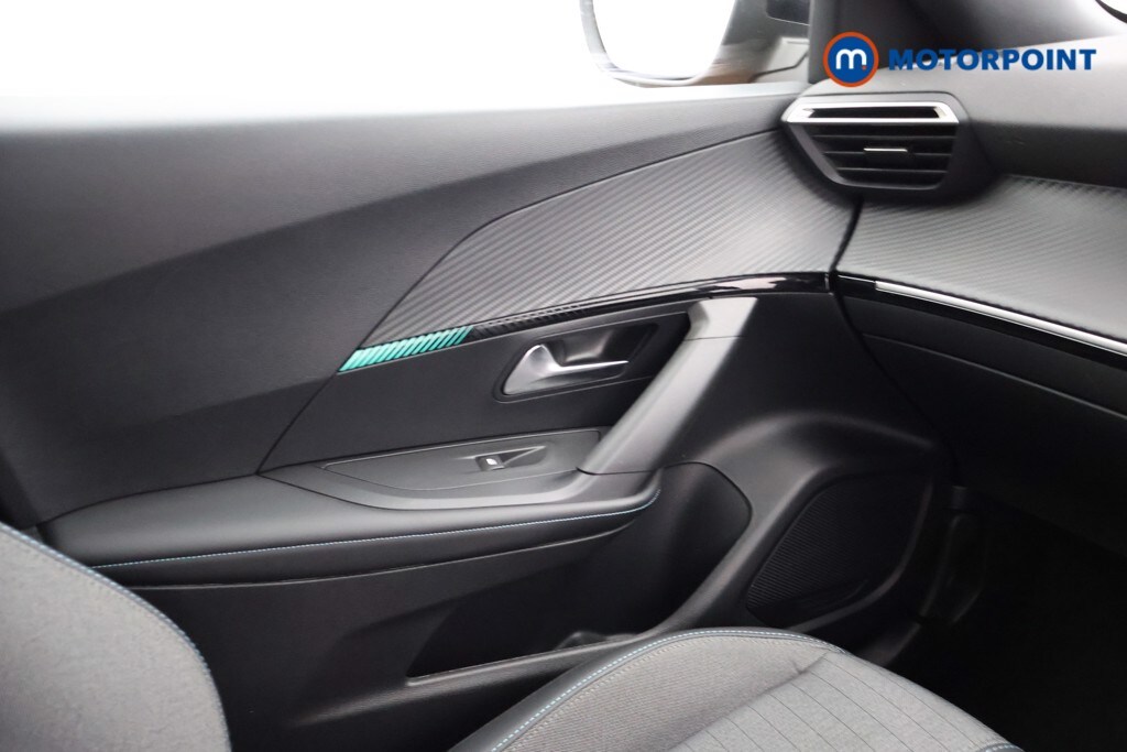 Used Peugeot 2008 2023 for sale - 78122125: Photo 18