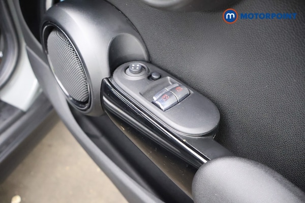 Used MINI Hatch 2021 for sale - 76209660: Photo 28