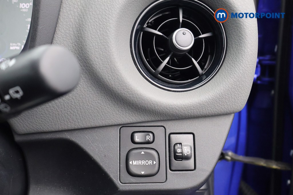 Used Toyota Yaris 2019 for sale - 77607743: Photo 16