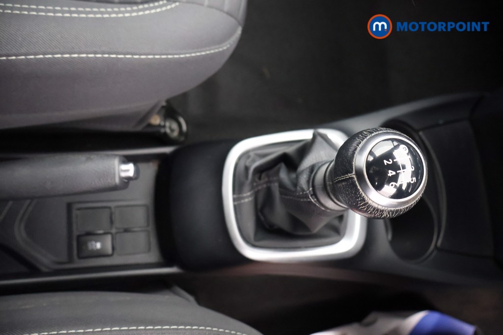 Used Toyota Yaris 2019 for sale - 77607743: Photo 18