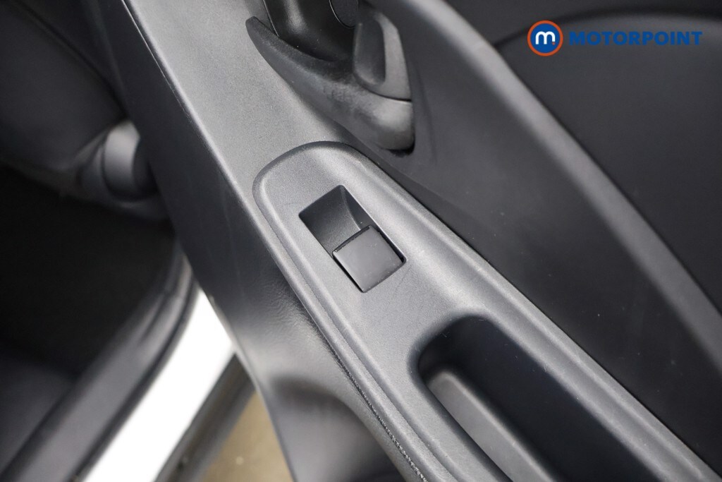 Used Toyota Yaris Cross 2024 for sale - 78144994: Photo 32