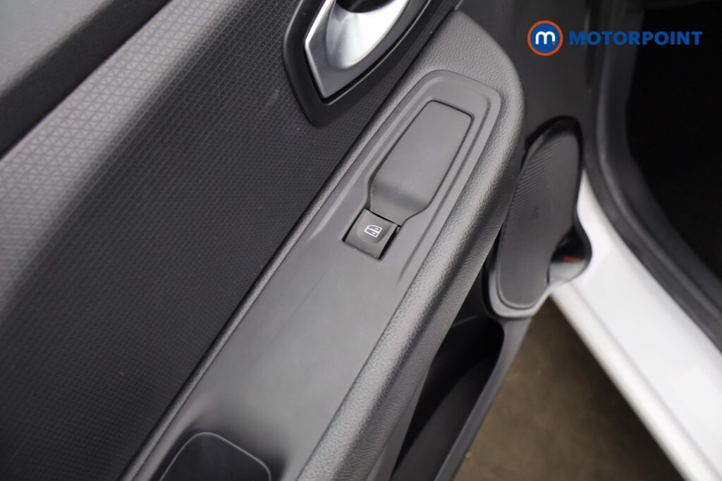 Used Renault Clio 2019 for sale - 78064878: Photo 37