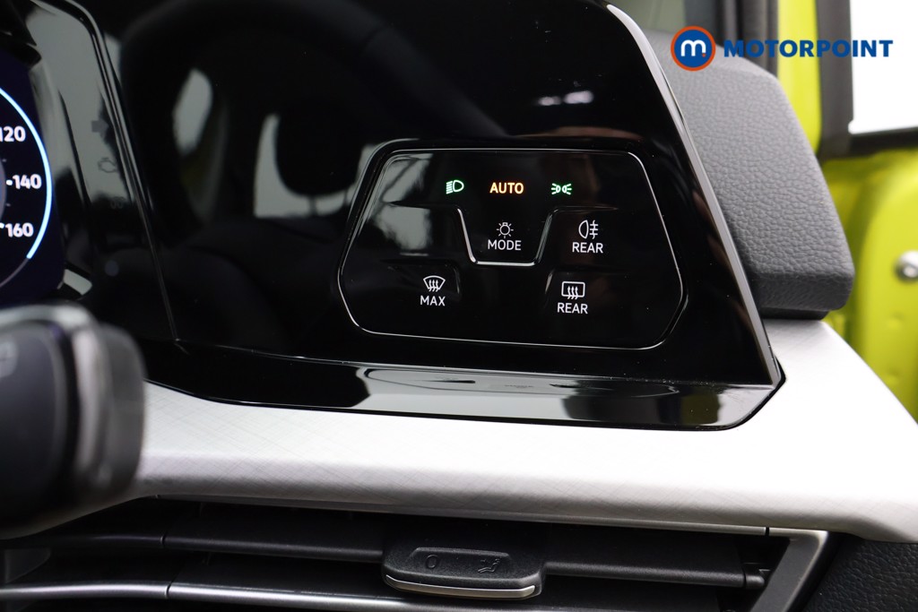 Used Volkswagen Golf 2023 for sale - 77743825: Photo 18