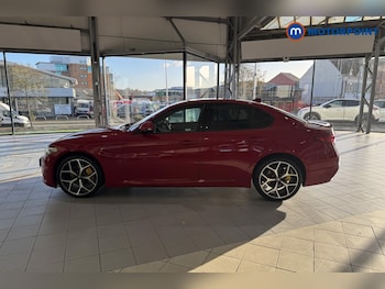 Used Alfa Romeo Giulia 2021 for sale - 76603705: Photo