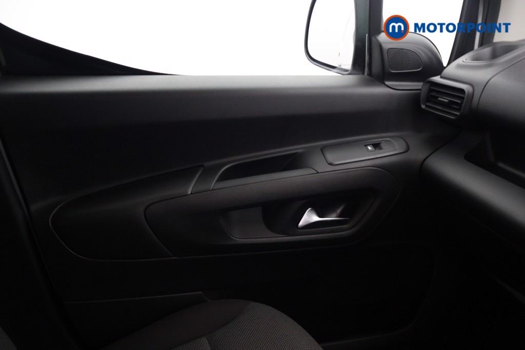 Used Peugeot Partner 2024 for sale - 76807931: Photo 19