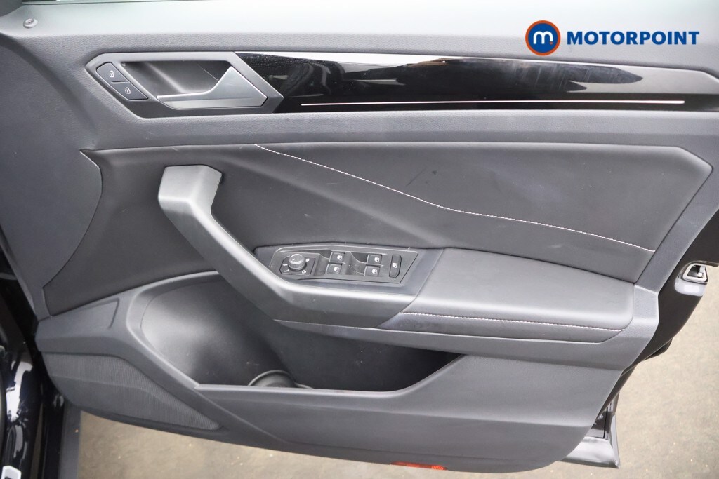 Used Volkswagen T-Roc 2024 for sale - 76006437: Photo 17