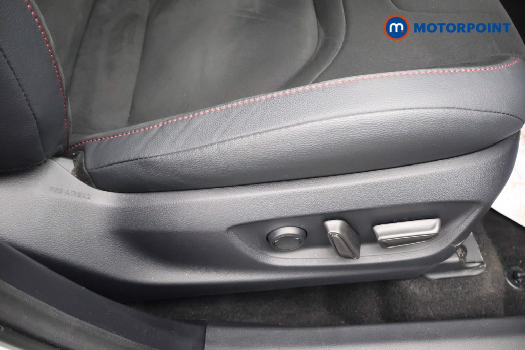 Used Toyota C-HR 2025 for sale - 77639746: Photo 23