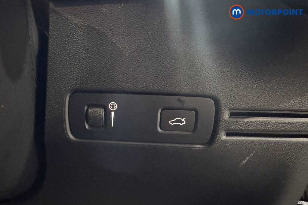 Used Volvo XC40 for sale - 77831031: Photo 21