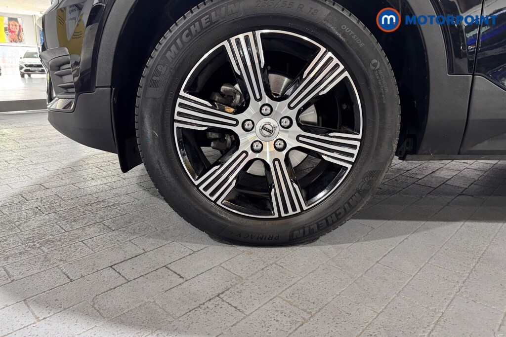 Used Volvo XC40 for sale - 77831031: Photo 9