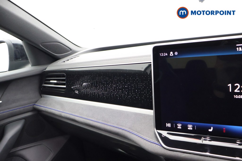 Used Volkswagen Passat 2024 for sale - 77819905: Photo 16