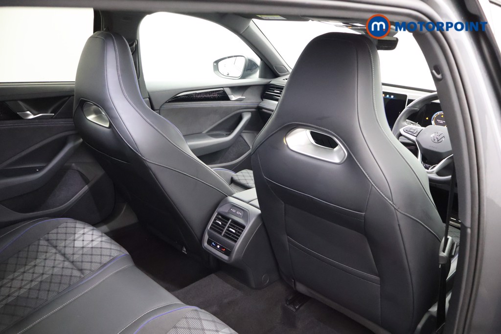 Used Volkswagen Passat 2024 for sale - 77819905: Photo 22