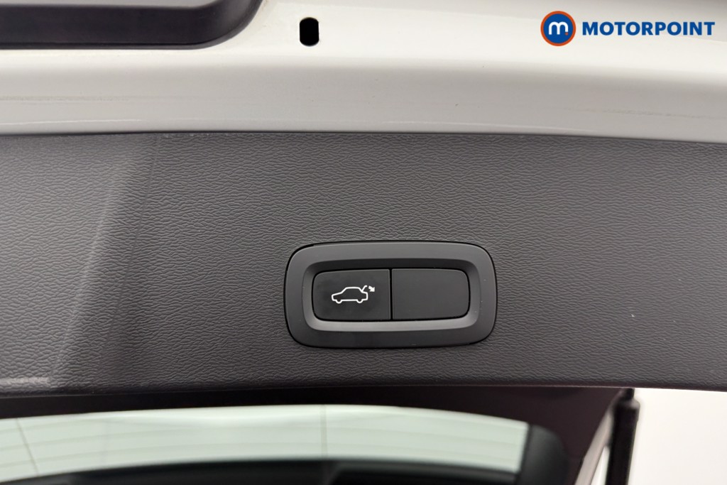 Used Volvo XC40 2020 for sale - 76638219: Photo 27