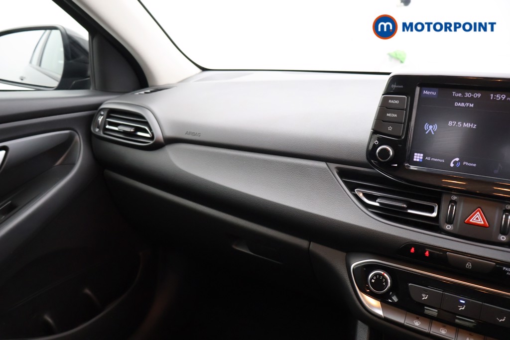 Used Hyundai i30 2023 for sale - 76117898: Photo 14