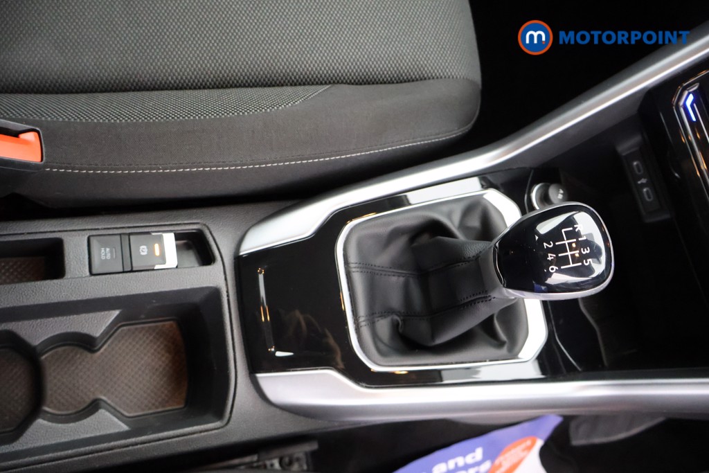 Used Volkswagen T-Roc 2023 for sale - 76067783: Photo 14