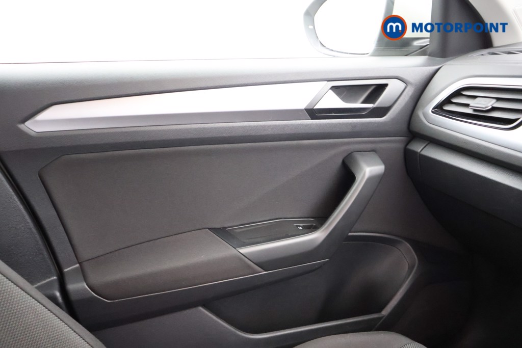 Used Volkswagen T-Roc 2023 for sale - 76067783: Photo 16
