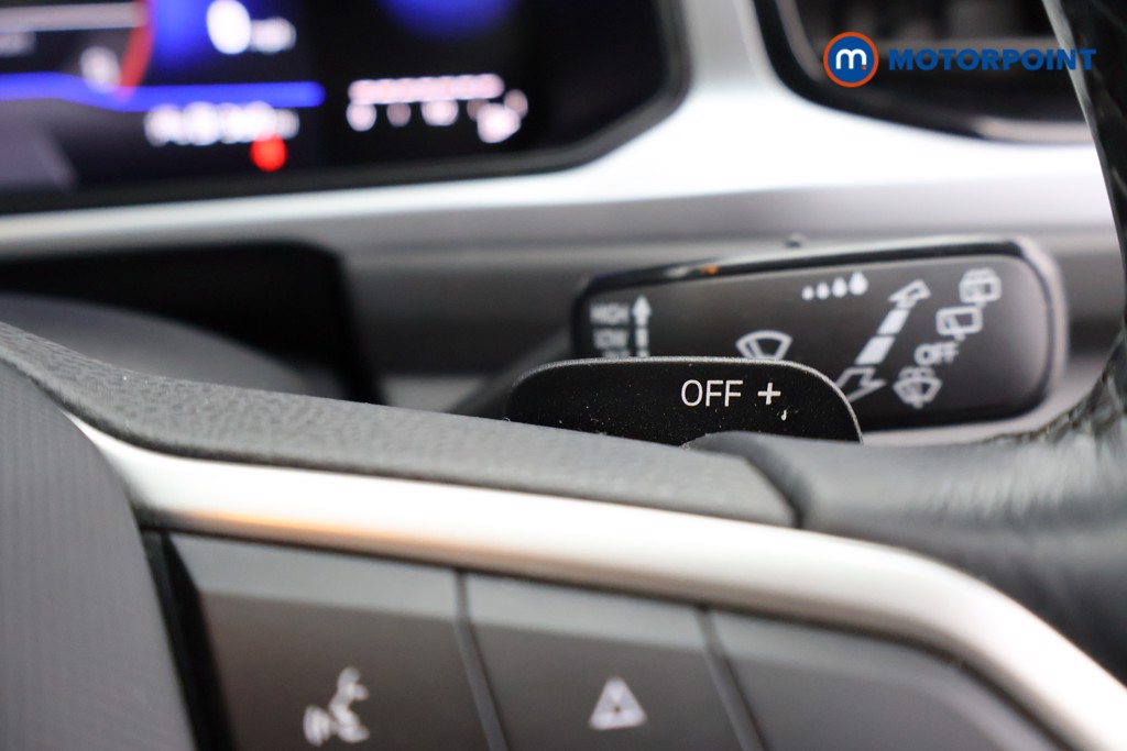 Used Volkswagen T-Roc 2023 for sale - 78028841: Photo 18