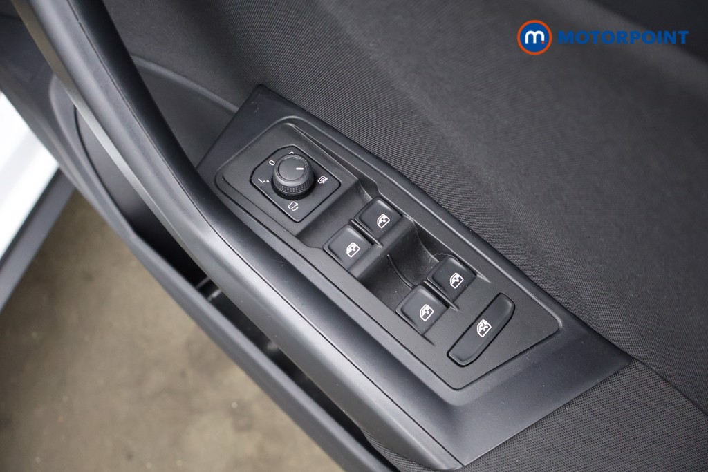 Used Volkswagen T-Roc 2023 for sale - 78028841: Photo 27