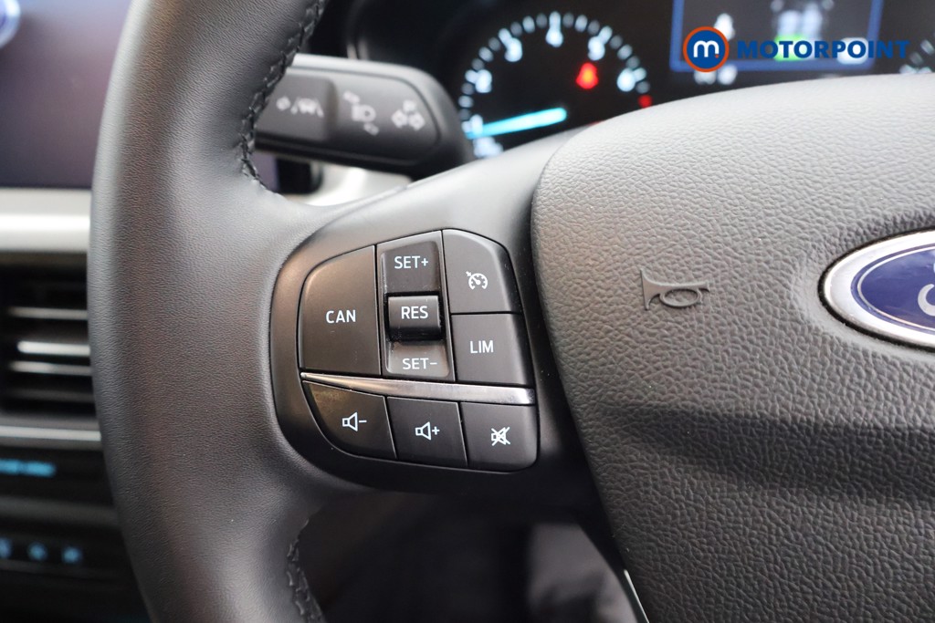 Used Ford Focus 2023 for sale - 76797368: Photo 10