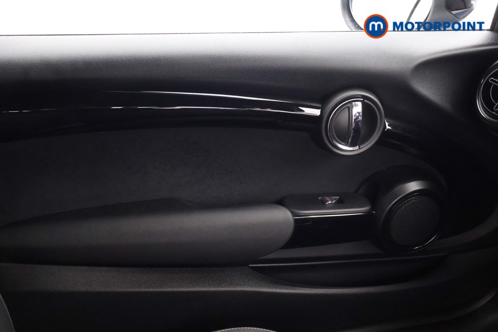 Used MINI Convertible 2021 for sale - 76933886: Photo 15