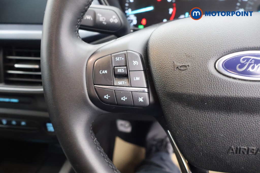 Used Ford Focus 2023 for sale - 76777610: Photo 10