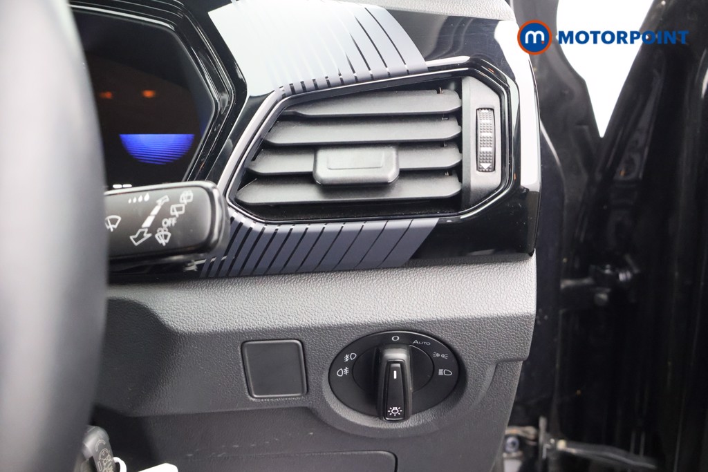 Used Volkswagen T-Cross 2023 for sale - 77404057: Photo 15