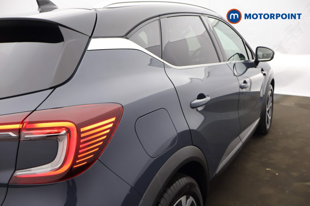 Used Renault Captur 2022 for sale - 77354844: Photo 32