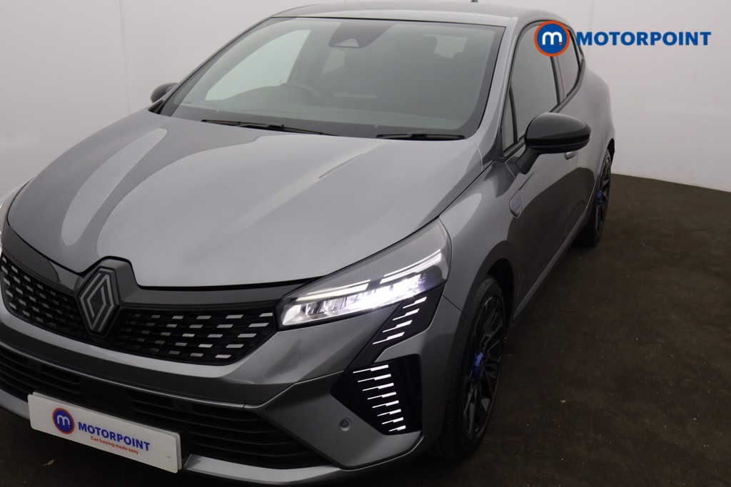 Used Renault Clio 2024 for sale - 76718342: Photo 32