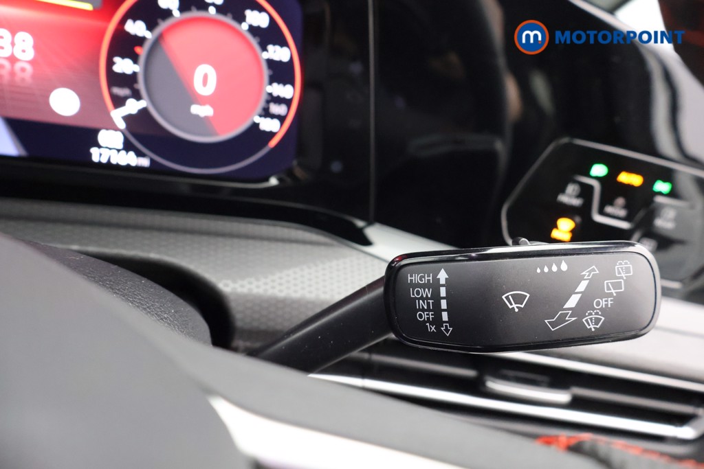 Used Volkswagen Golf 2024 for sale - 77381840: Photo 14