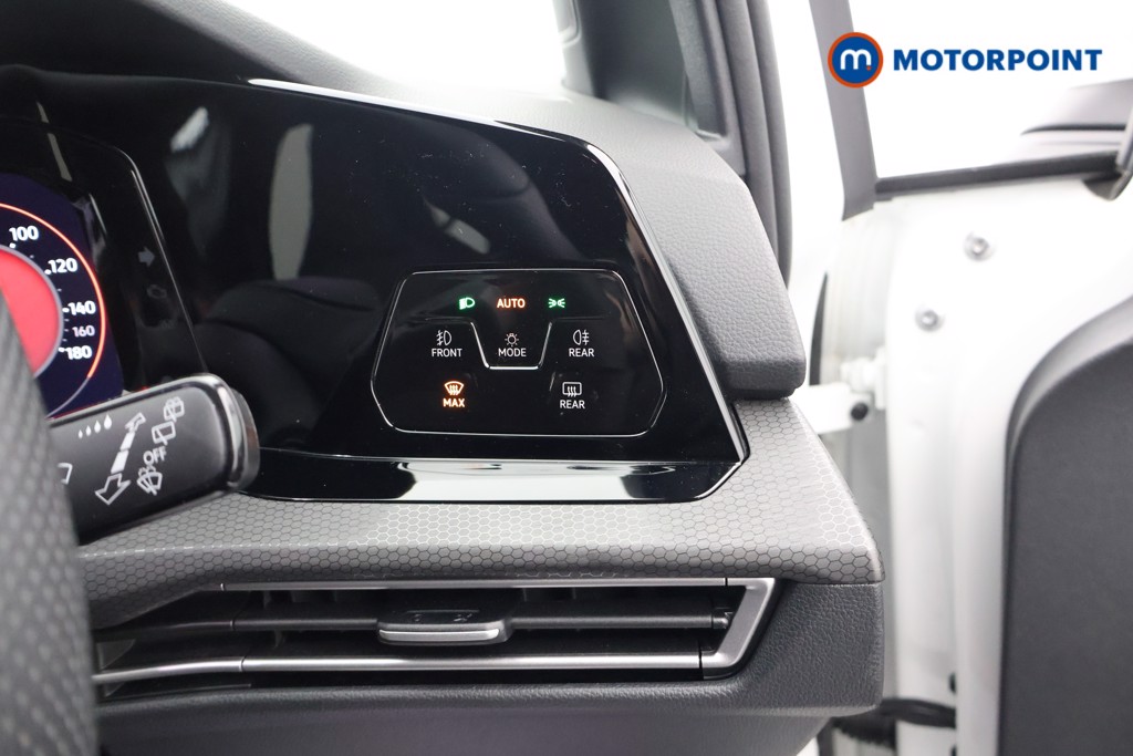 Used Volkswagen Golf 2024 for sale - 77381840: Photo 15