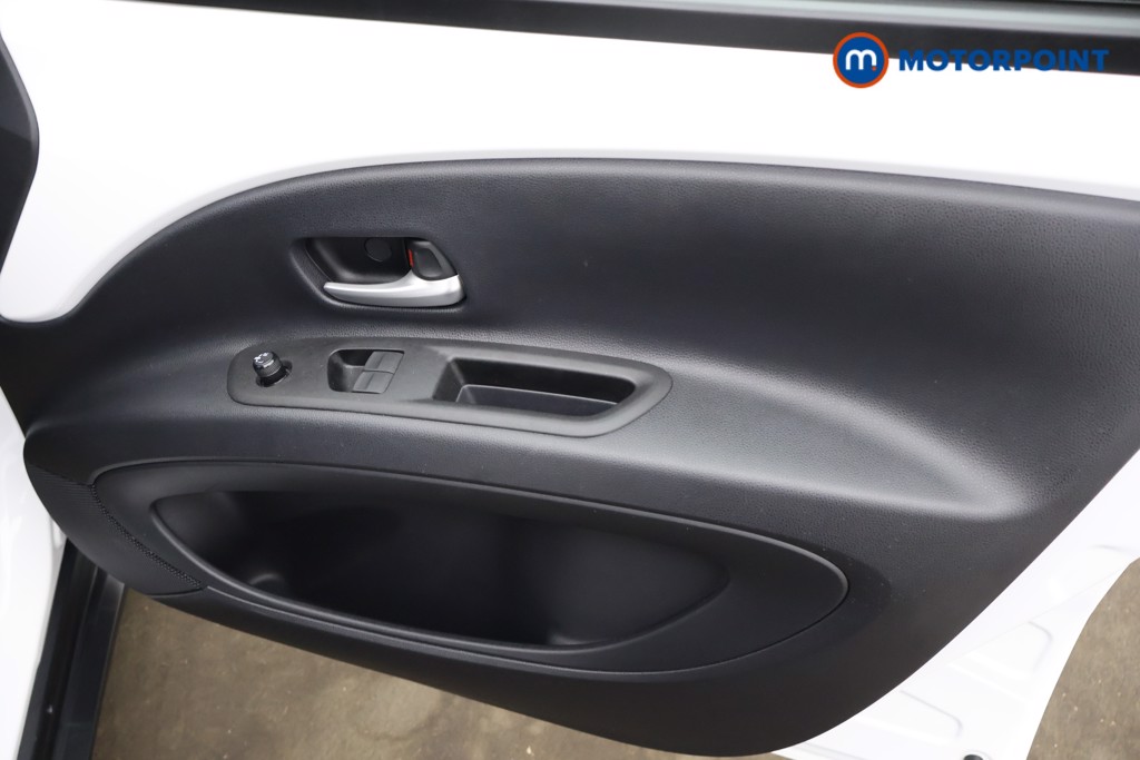 Used Toyota Aygo X 2024 for sale - 77904036: Photo 17