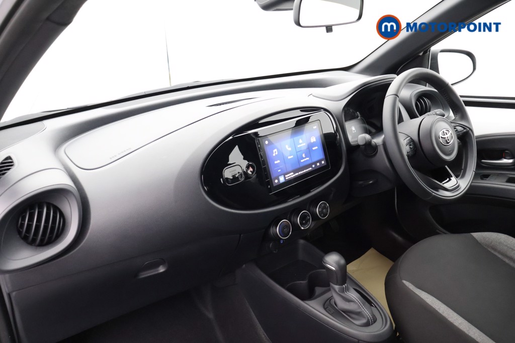 Used Toyota Aygo X 2024 for sale - 77904036: Photo 23