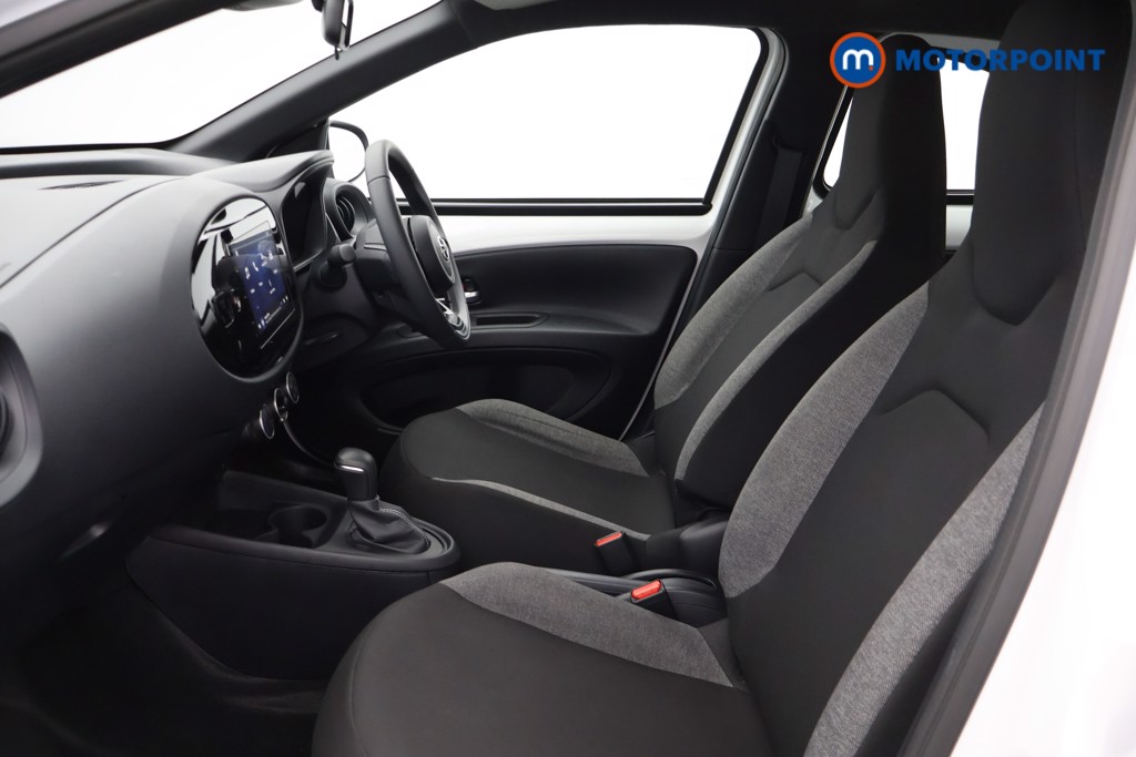 Used Toyota Aygo X 2024 for sale - 77904036: Photo 24