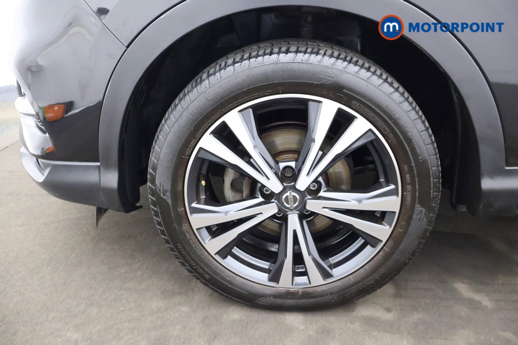 Used Nissan Qashqai 2017 for sale - 77582346: Photo 24