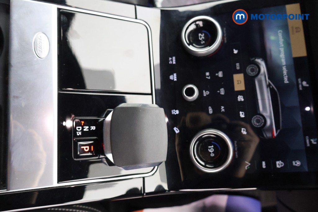 Used Land Rover Range Rover Velar 2022 for sale - 76428732: Photo 17