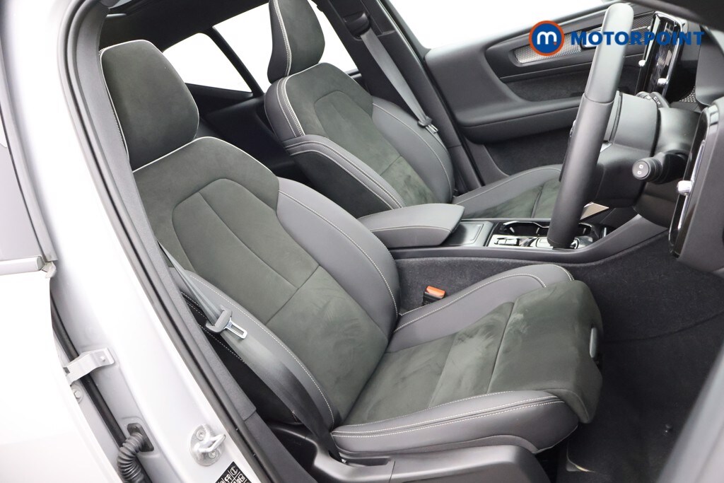 Used Volvo XC40 2023 for sale - 78223844: Photo 29