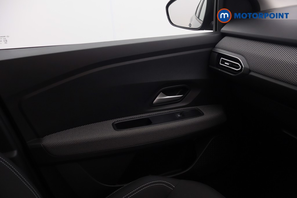 Used Dacia Sandero 2023 for sale - 76777676: Photo 22