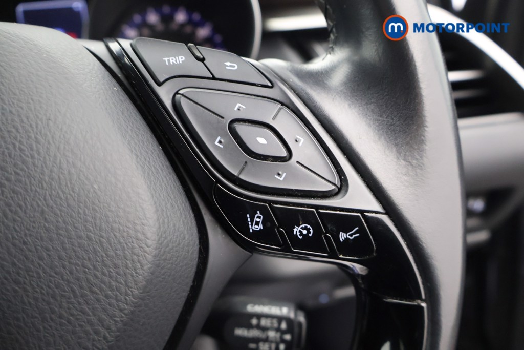 Used Toyota C-HR 2019 for sale - 76590205: Photo 11