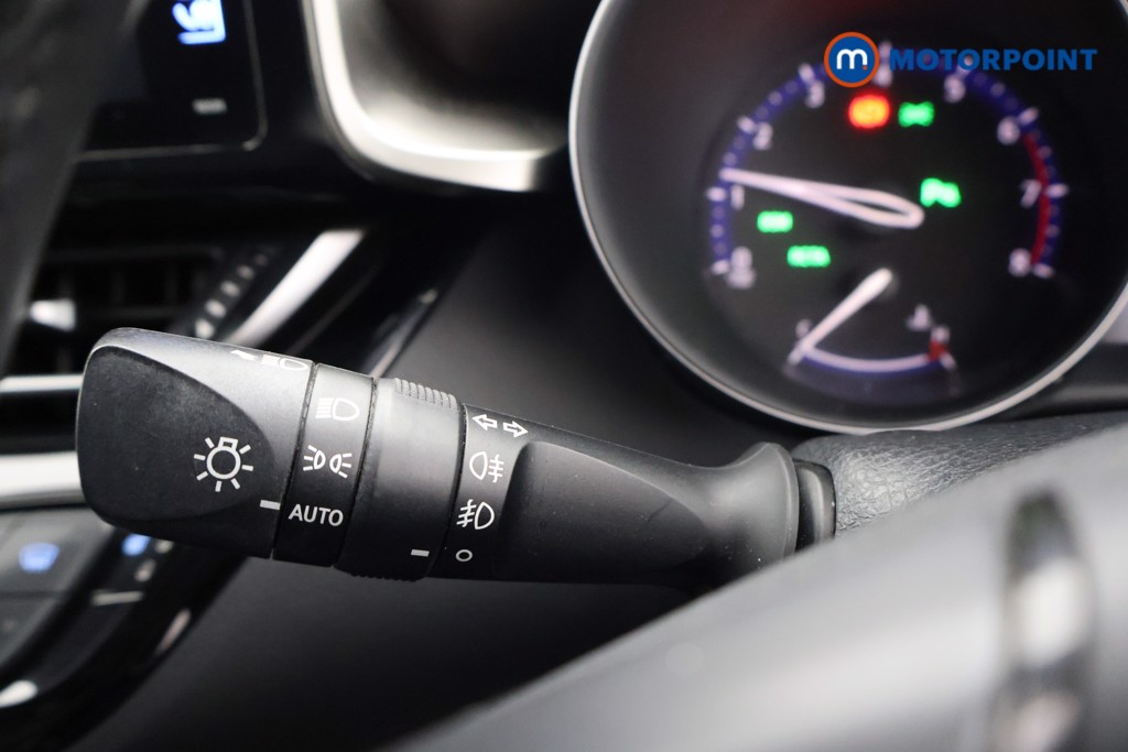 Used Toyota C-HR 2019 for sale - 76590205: Photo 13