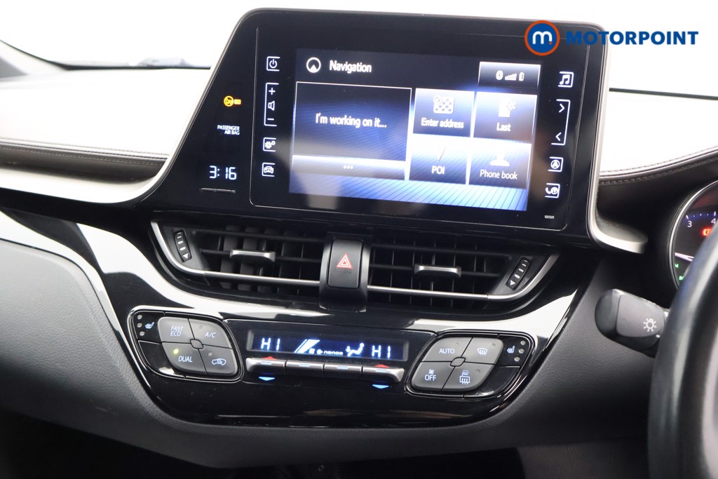 Used Toyota C-HR 2019 for sale - 76590205: Photo 17