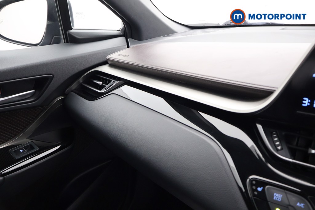 Used Toyota C-HR 2019 for sale - 76590205: Photo 20