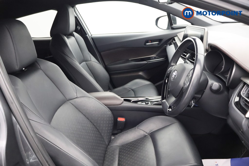 Used Toyota C-HR 2019 for sale - 76590205: Photo 24