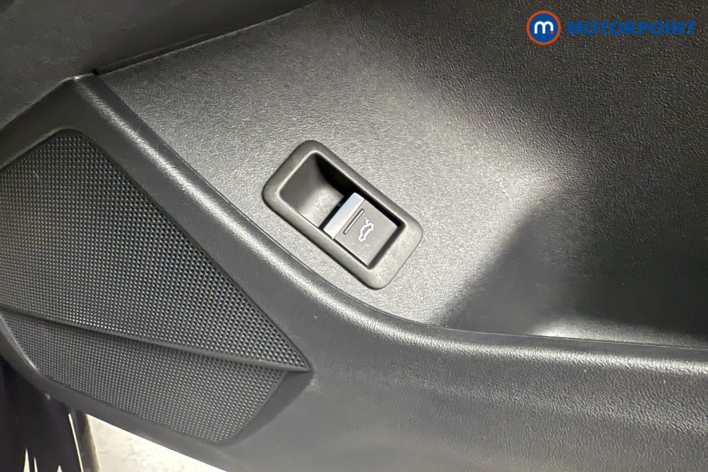 Used Audi Q4 e-tron 2022 for sale - 76367223: Photo 30